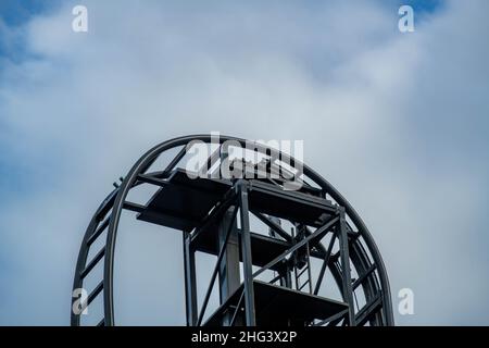 The Swarm and Saw the Ride (dal film) al Thorpe Park Theme Park, parco divertimenti, Londra, Inghilterra Foto Stock