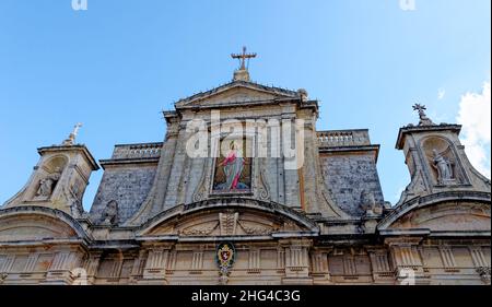 La Chiesa barocca di nostra Signora di Liesse - Chiesa di Ta Liesse - vicino alle rive del Porto Grande - Valletta, Malta. 2nd del febbraio 2016 Foto Stock