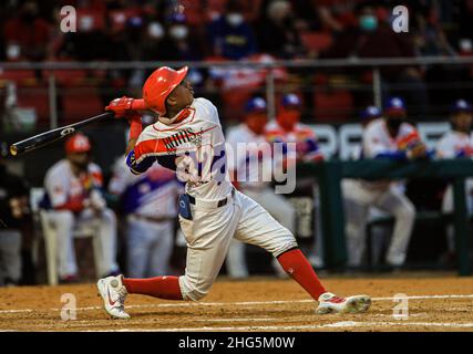 MAZATLAN, MESSICO - 03 FEBBRAIO: Joneswhy Fargas di Los Criollos de Caguas, durante la partita tra Colombia e Porto Rico come parte della Serie del Caribe 2021 al Teodoro Mariscal Stadium il 3 febbraio 2021 a Mazatlan, Messico. (Foto di Luis Gutierrez/Norte foto) Foto Stock