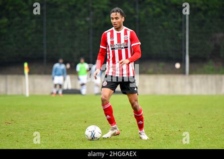 Swansea, Galles. 18 Gennaio 2022. Levis Pitan di Sheffield United Under 18s durante la partita della Professional Development League tra Swansea City Under 18s e Sheffield United Under 23s alla Swansea City Academy di Swansea, Galles, Regno Unito il 18 gennaio 2022. Credit: Duncan Thomas/Majestic Media. Foto Stock