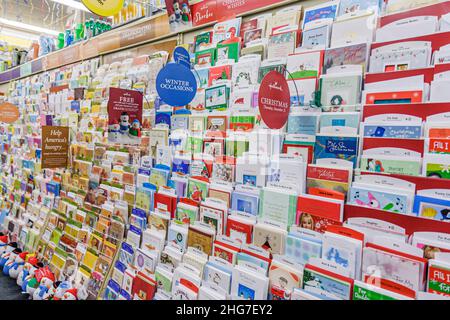 Miami Beach Florida,CVS Pharmacy,biglietti d'auguri Hallmark display sale,occasioni speciali Natale, Foto Stock