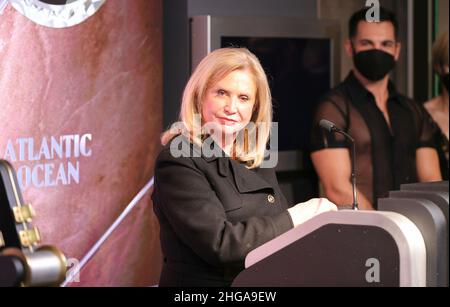 Empire state Building, New York, USA, 18 gennaio 2022 - Congresswoman Carolyn Maloney durante una visita all'Empire state Building per l'apertura del ristorante e l'evento di apertura della settimana di Broadway. Foto: Luiz Rampelotto/EuropaNewswire PHOTO CREDIT OBBLIGATORIO. Foto Stock