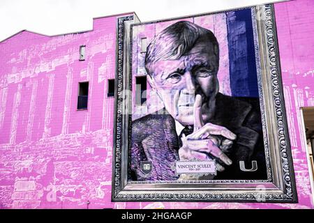 Seaside, USA - 10 gennaio 2021: Seaside, Florida Santa Rosa Beach città con murale tributo per Vincent Scully realizzato dall'artista di strada Andrew Pisacane, k Foto Stock