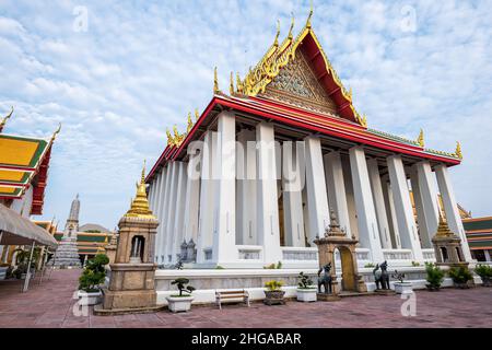 Wat Pho, anche scritto Wat po, un famoso complesso di templi buddisti a Bangkok, in Thailandia. Popolare per i turisti Foto Stock