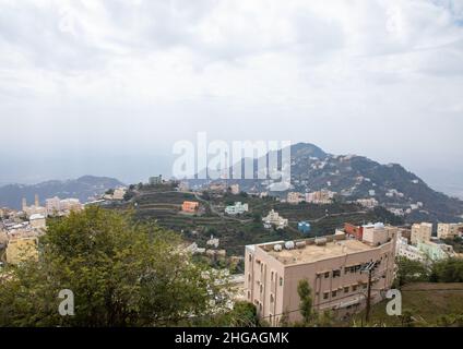 Villaggio nella montagna vicino al confine dello Yemen, provincia di Jizan, Monti Faifa, Arabia Saudita Foto Stock