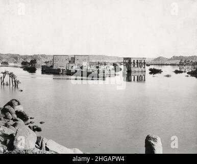 Foto d'epoca: Lavori di costruzione della diga Aswan Low Dam, fiume Nilo, Egitto, c.1900 Foto Stock