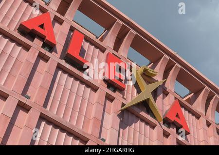 Alexa Shopping Centre, Grunerstrasse, Mitte, Berlino, Germania Foto Stock