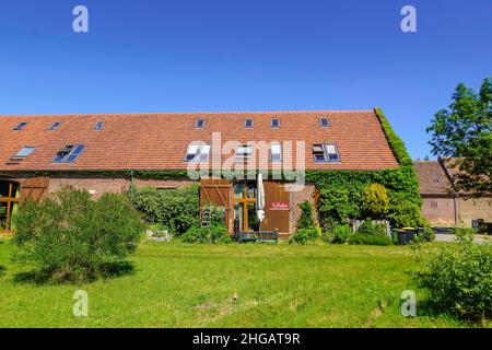 Fienile, storico quartiere fienile Kremmen, Brandeburgo, Germania Foto Stock