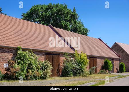 Fienile, storico quartiere fienile Kremmen, Brandeburgo, Germania Foto Stock