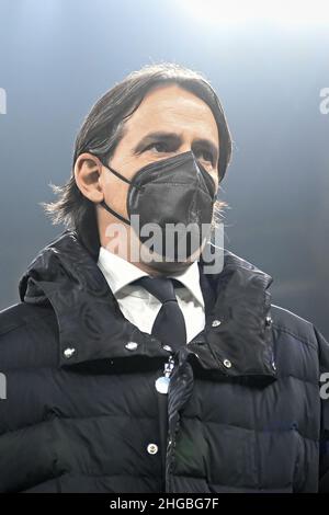 Milano, Italia il 19 gennaio 2022. Milano, Italia. 19th Jan 2022. Simone Inzaghi, allenatore del FC Internazionale durante il Campionato Italiano Coppa ItaliaFootball FC Internazionale vs Empoli allo stadio San Siro di Milano il 19 gennaio 2022 Credit: Piero Crociatti/Alamy Live News Foto Stock