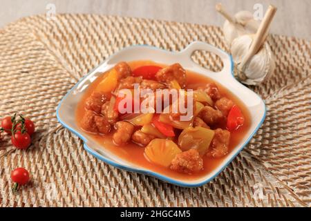 Cucina cinese Dolce e Sour maiale Tangsuyuk o pollo, cucina cinese Foto Stock