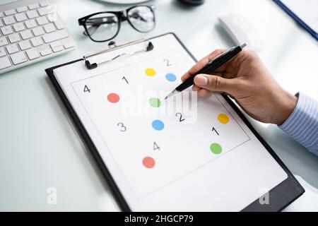 Cognitiva terapia di riabilitazione demenza funzione cognitiva di valutazione della prova Foto Stock