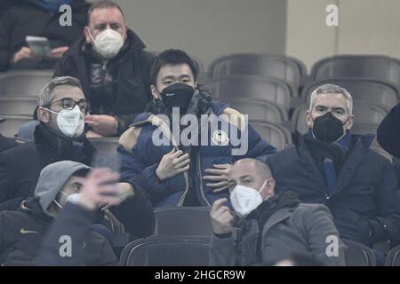 Milano, Italia il 19 gennaio 2022. Steven Zhang durante la Serie Italiana A Campionato di Calcio FC Internazionale vs Empoli allo stadio San Siro di Milano, Italia il 19 gennaio 2022 Credit: Piero Crociatti/Alamy Live News Foto Stock