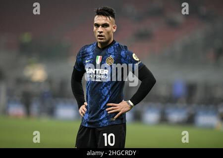 Milano, Italia il 19 gennaio 2022. Lautaro Martinez del FC Internazionale durante la Serie Italiana A Campionato di Calcio FC Internazionale vs Empoli allo stadio San Siro di Milano, Italia il 19 gennaio 2022 Credit: Piero Crociatti/Alamy Live News Foto Stock