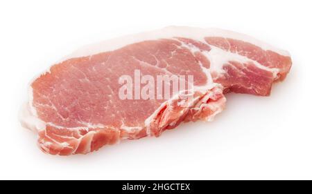 Carne di maiale cruda isolato su sfondo bianco con tracciato di ritaglio Foto Stock
