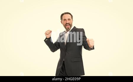 Sì. Felice uomo d'affari isolato su bianco. L'uomo bearded celebra il successo. Celebrazione del contratto. Buona festa. Celebrazione dell'anniversario. IT Foto Stock