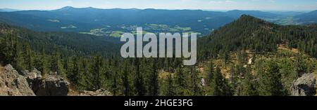 Vista di Kleiner Osser da Großer Osser in Baviera,Germania,Europa Foto Stock