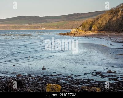 Costa Ayrshire a Culzean Castello spiaggia in luce inverni Foto Stock