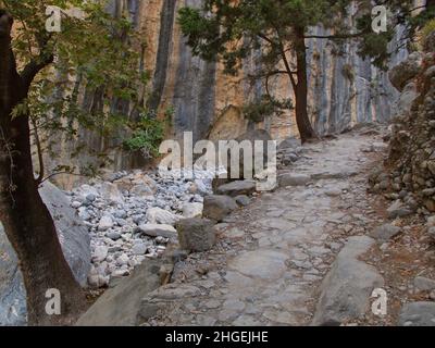 Percorso escursionistico a Samaria Gorge su Creta in Grecia, Europa Foto Stock