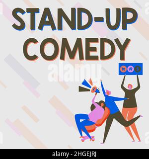Scrittura a mano segno Stand up Comedy, Conceptual photo uno stile comico in cui un comico recita storie umoristiche Donna disegno seduta Holding Megaphone ma Foto Stock