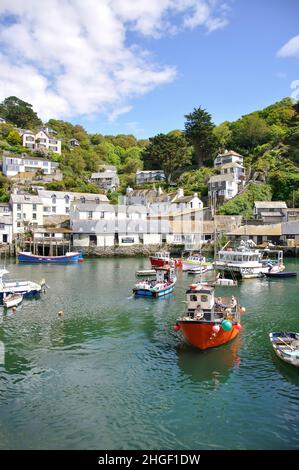 La vista del porto, Polperro, Cornwall, England, Regno Unito Foto Stock