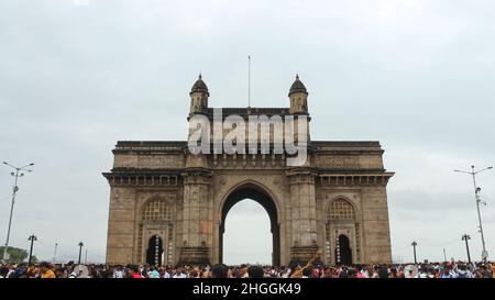 Porta d'India, durante Monsoon Mumbai, Maharashtra, India. Foto Stock