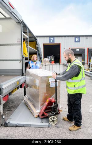 Un istruttore HGV1 durante una sessione di formazione per un apprendista pilota, Regno Unito. Foto Stock