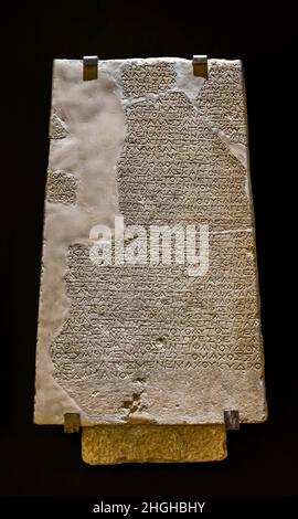 Antica Iscrizione greca (Decreto di Proxeny), 2nd secolo a.C. da Troia. Museo Archeologico di Istanbul, Turchia. Foto Stock