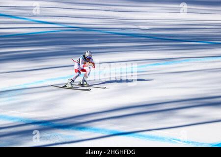 Corinne SUTER (sui) durante la FIS Ski World Cup 2022 - Super Giant femminile, gara di sci alpino a Cortina d'Ampezzo, Italia, gennaio 21 2022 Foto Stock