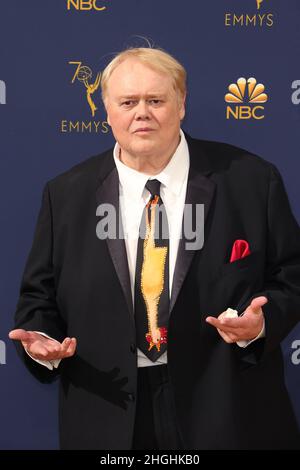 **FOTO DEL FILE** Louie Anderson è passato via. LOS ANGELES, CA - 17 SETTEMBRE: Louie Anderson al Primetime Emmy Awards 70th al Microsoft Theatre di Los Angeles, California, il 17 settembre 2018. Credit: Faye Sadou/MediaPunch Credit: MediaPunch Inc/Alamy Live News Foto Stock