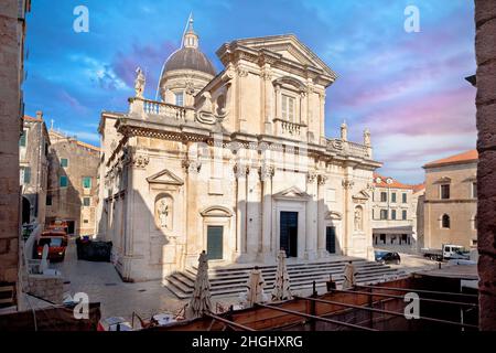 Dubrovnik. La cattedrale della Vergine Maria e Dubrovnik pietra strada architettura vista, Dalmazia regione della Croazia Foto Stock