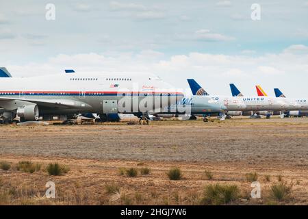 Un ex Boeing 747 della Malaysian Airlines è stato smantellato per le parti presso il Roswell International Air Center, New Mexico Foto Stock