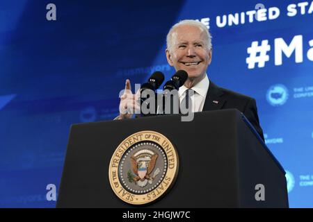 Washington DC, Stati Uniti. 21st Jan 2022. Il presidente degli Stati Uniti Joe Biden si rivolge al Mayors 90th Annual Winter Meeting a Washington, DC il 21 gennaio 2022. Foto di Yuri Gripas/UPI Credit: UPI/Alamy Live News Foto Stock