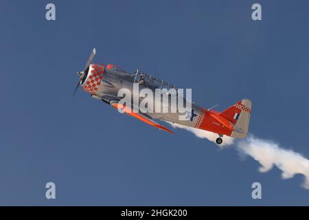 ESKISEHIR, TURCHIA - 12 SETTEMBRE 2021: M.S.O Air and Space Museum North American AT-6G Texan display in Sivrihisar SHG Airshow Foto Stock