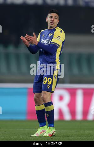 Verona, Italia. 21st Jan 2022. Giovanni Simeone (Hellas Verona FC) reagisce durante l'Hellas Verona FC vs Bologna FC, calcio italiano Serie A a a Verona, Italia, Gennaio 21 2022 Credit: Independent Photo Agency/Alamy Live News Foto Stock