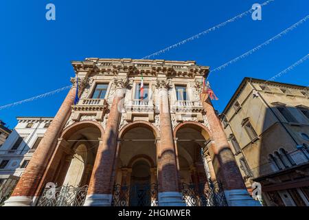 Antico palazzo vicentino chiamato Palazzo del Capitaniato, Loggia del Capitaniato o Loggia Bernarda, architetto Andrea Palladio in stile rinascimentale. Foto Stock