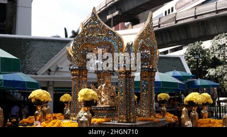 Il Santuario di Erawan, aka Thao Maha Phrom Santuario Bangkok Thailandia Foto Stock