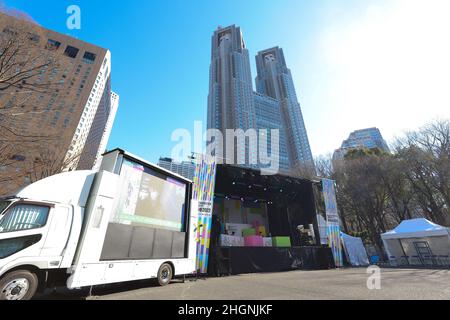 Tokyo, Giappone. 22nd Jan 2022. 5G Connected City Nishi-Shinjuku 2022', un evento online per la rete di prossima generazione 5G, si è tenuto presso il Shinjuku Central Park. Il comico giapponese Kenshiro Kawanishi di Wagyu ha partecipato all'evento il 22 gennaio 2022 a Tokyo, Giappone. (Foto di Kazuki Oishi/Sipa USA) Credit: Sipa USA/Alamy Live News Foto Stock