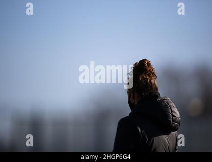 Sassuolo, Italia. 22nd Jan 2022. Sassuolo, Italia, Gennaio 22 2022 Tomaselli Martina (21 Sassuolo Calcio Femminile) in azione durante la Serie un gioco Femminile tra Sassuolo ed Hellas Verona Donne allo Stadio Enzo Ricci di Sassuolo, Italia Michele Finessi/SPP Credit: SPP Sport Press Photo. /Alamy Live News Foto Stock