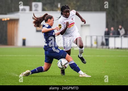 Bergheim, Germany. 22nd Jan, 2022. Bergheim, Germany, January 22nd Besarta Hisenaj (4 Andernach) tackles Eunice Beckmann (11 Koeln) during the winter pre season friendly match between 1. FC Köln and SG 99 Andernach at Waldstadium Glessen in Bergheim, Germany. Norina Toenges/Sports Press Phot Credit: SPP Sport Press Photo. /Alamy Live News Stock Photo