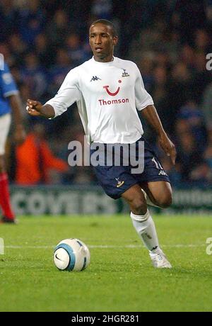 PORTSMOUTH V SPURS 18-10-04 JERMAINE DEFOE PIC MIKE WALKER, 2004 Foto Stock