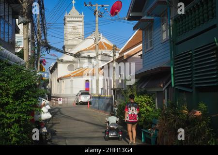 Chiesa dell'Immacolata Concezione (Wat Khamen) a Samsen Soi 11, Bangkok, Thailandia, la zona un vecchio insediamento di immigrati cambogiani e vietnamiti Foto Stock