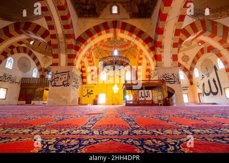 Foto di sfondo islamica. La vecchia moschea di Edirne o Eski Cami Foto Stock