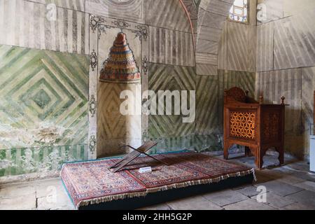 Bakhchisarai, Crimea - 14 marzo 2021: Piccola moschea del Palazzo di Khan a Bakhchysarai Foto Stock