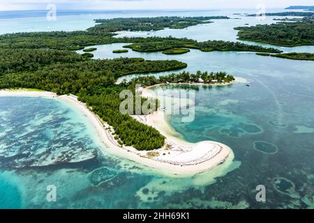 Mauritius, vista in elicottero delle baie dell'isola di Ile aux Cerfs Foto Stock