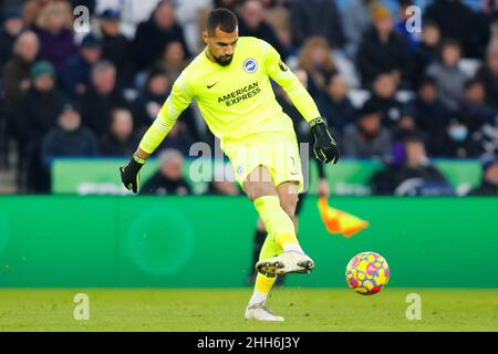 Leicester, Regno Unito. 23rd gennaio 2022: King Power Stadium, Leicester, Leicestershire, Inghilterra; Premier League football, Leicester City contro Brighton e Hove Albion; Robert Sanchez di Brighton e Hove Albion Foto Stock