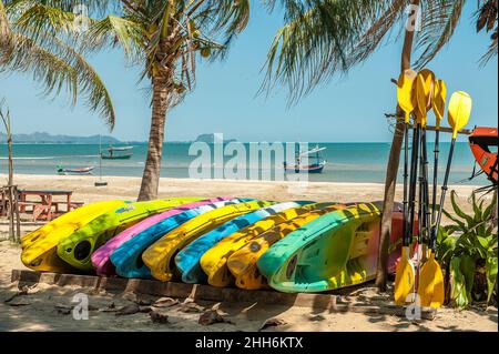 Sam Roi Yot spiaggia a sud di Hua Hin in Prachuap Khiri Khan Provincia di Thailandia Foto Stock