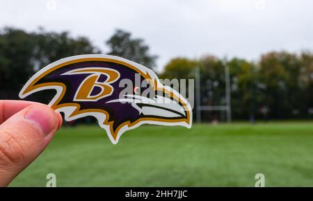 16 settembre 2021, Baltimora, Maryland. Emblema di una squadra di football americano professionista Baltimore Ravens nell'area metropolitana di New York al spo Foto Stock