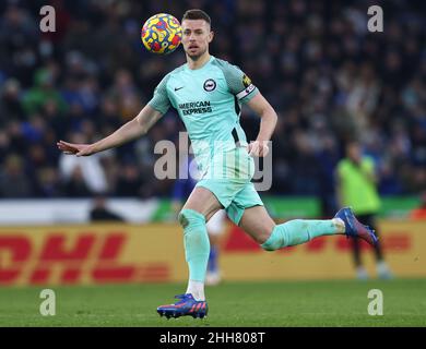 Leicester, Regno Unito. 23rd Jan 2022. Adam Webster di Brighton durante la partita della Premier League al King Power Stadium di Leicester. Il credito dell'immagine dovrebbe leggere: Darren Staples/Sportimage Credit: Sportimage/Alamy Live News Foto Stock