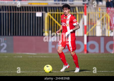 Davide Bettella (AC Monza) durante AC Monza vs Reggina 1914, partita di calcio italiana Serie B a Monza (MB), Italia, gennaio 22 2022 Foto Stock